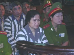 Thu nợ của các bị cáo trong vụ án Lã Thị Kim Oanh