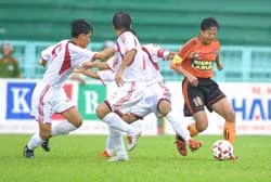 Lợi gần, hại xa