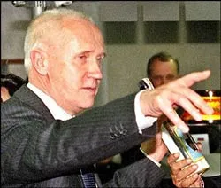 Mỹ muốn nhòm ngó bí mật hạt nhân của Nga?