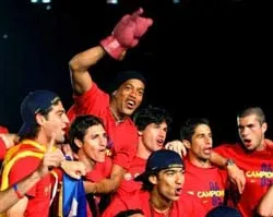 Sẽ mang đến Việt Nam 5 cầu thủ dự bị đội A ảnh 1