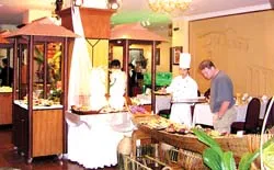 Buffet lẩu cuối tuần