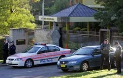 Bị khủng bố sinh học?