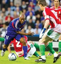 “Theo khuôn mẫu của Olympique Lyon” ảnh 1