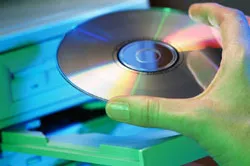 Bùng nổ tranh chấp mới về quyền sở hữu trí tuệ