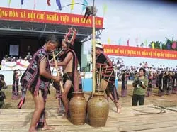 Khai mạc lễ hội văn hóa thể thao 8 huyện miền núi