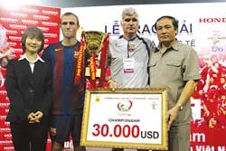 Những cuộc đua chưa dừng lại ảnh 2