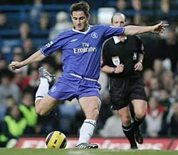 Chi phí Premier League vượt quá 1 tỷ bảng ảnh 1