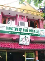 Nhịp cầu vào đời  cho trẻ nghèo