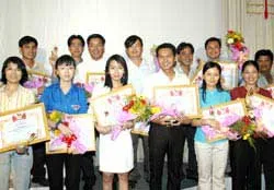 Mỗi nhà báo phải tự vượt mình để lớn lên