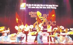 Đêm tri ân những người bạn đồng hành