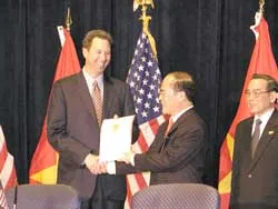 Bước sang trang sử mới ảnh 2