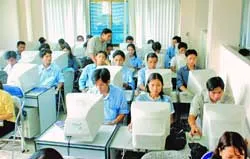 Học sinh trường nghề được ưu tiên