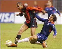 Khởi đầu thuận lợi cho bóng đá Brazil ảnh 1