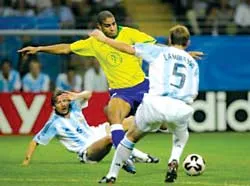 BRAZIL thắng đầy ấn tượng ảnh 1