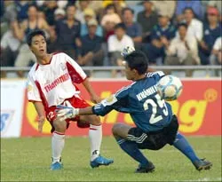 Tháng bóng đá trẻ ảnh 1