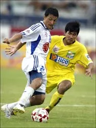 Các trận đấu vòng 18 (ngày 3-7) ảnh 3