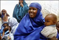 Tạm ngưng cứu trợ lương thực cho Somalia