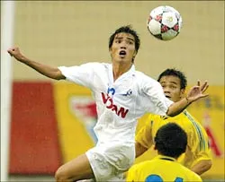 Thách thức cho ba đội đầu bảng ảnh 1