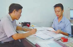 Rắc rối quanh tờ giấy khai sinh