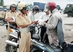 Huy động tổng lực giải quyết bài toán giao thông
Huy động tổng lực giải quyết bài toán giao thông ảnh 2