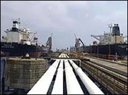 Pakistan và Iran Thực hiện dự án đường ống dẫn khí đốt