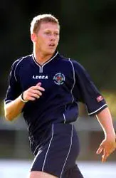 100 cây số và ... nhiều năm ánh sáng ảnh 1