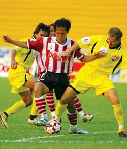 Quyết chiếm ưu thế ảnh 1