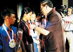 Viết tiếp những trang sử hào hùng của cha ông