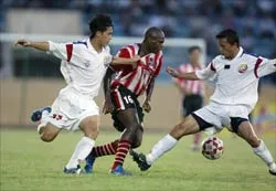 Number One V- League 2005 (Vòng 20 ngày 17-7) ảnh 3