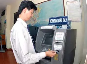 Truy tìm máy ATM Incombank