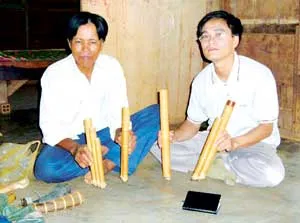 Ma Kim và 30 năm phục chế nhạc cụ dân tộc Ê Đê