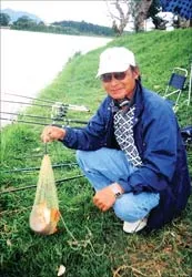 Câu cá ở hồ Xuân Hương