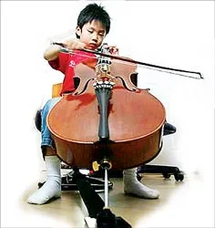 Thần đồng âm nhạc Marc Yu