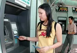 Vietcombank chưa có kế hoạch đổi thẻ ATM