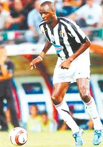 “Không có Vieira, Arsenal vẫn vô địch”