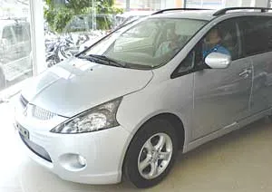 Dự báo thị trường ô tô cuối năm 2005