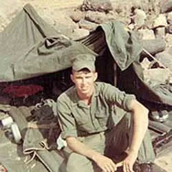 Đưa 12 hài cốt binh sĩ Mỹ từ Việt Nam về nước