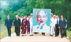 Mãi mãi trường tồn trong lịch sử dân tộc cách mạng Việt Nam