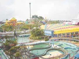 Đi lên từ nghèo khó ảnh 2