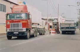 Được ít, mất nhiều