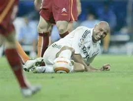 Luxemburgo: “Bóng chưa qua khỏi vạch vôi” ảnh 1