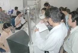 Tuyển sinh ĐH, CĐ: Không còn chỗ cho nguyện vọng 3