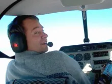 Đục thủy tinh thể, căn bệnh nghề nghiệp của phi công?