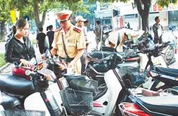 Xử lý hàng ngàn phương tiện vi phạm trật tự giao thông