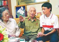 Bốn vòng nguyệt quế vinh danh học trò nghèo