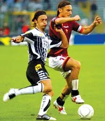 Paolo Maldini tỏa sáng ảnh 1