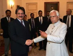 Cam kết thúc đẩy tiến trình hòa bình