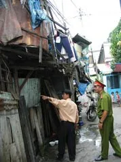 Nhìn từ các khu dân cư dễ cháy