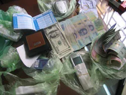 Khởi tố bị can, tạm giam 3 đối tượng