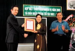 Người phụ nữ anh hùng của ngành thuế